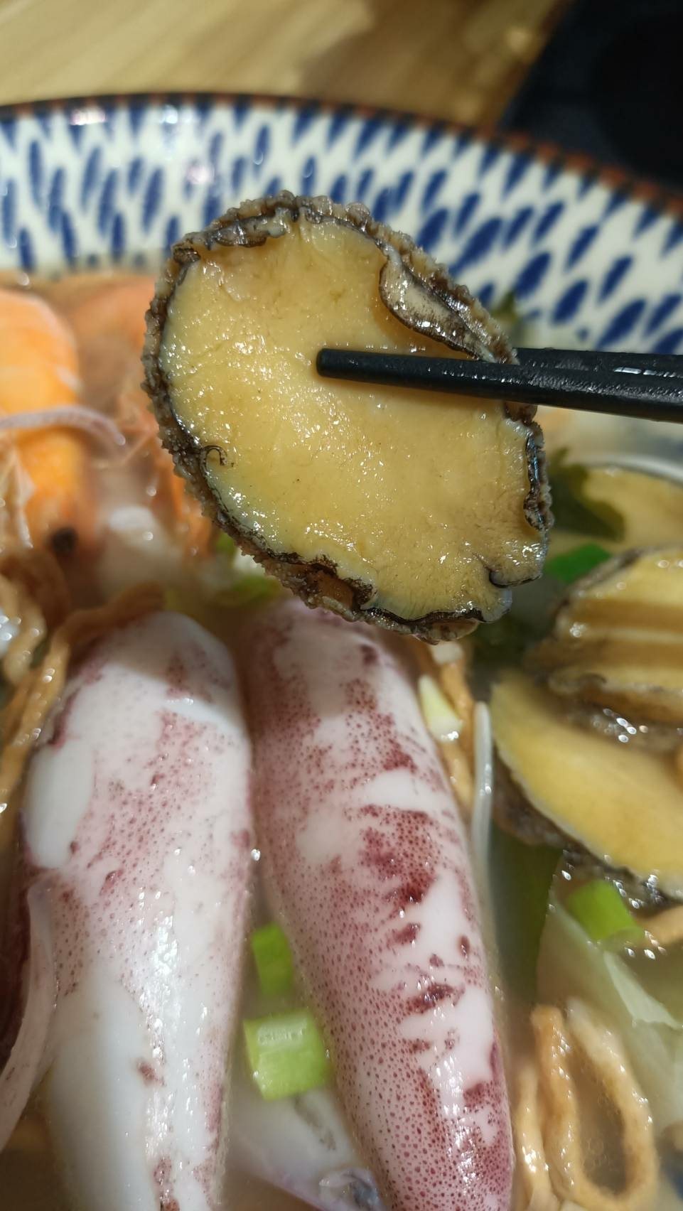 海味 海鮮鍋燒海鮮粥 現燙鮑魚與小卷招牌餐點實拍